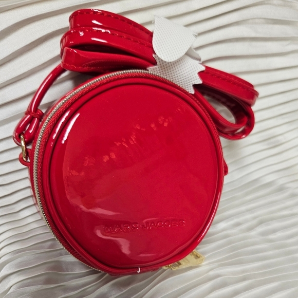 NIP 🔴 VIRAL Marc Jacobs Limited Edition Cherry Red Mini Crossbody Bag - Picture 4 of 7